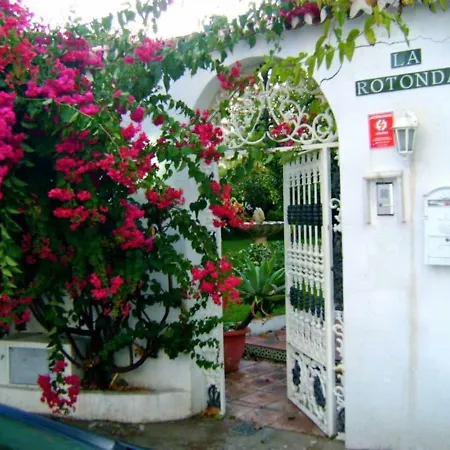 La Rotonda Villa *